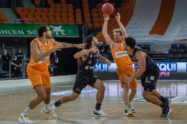 从小组赛到 从小组赛到